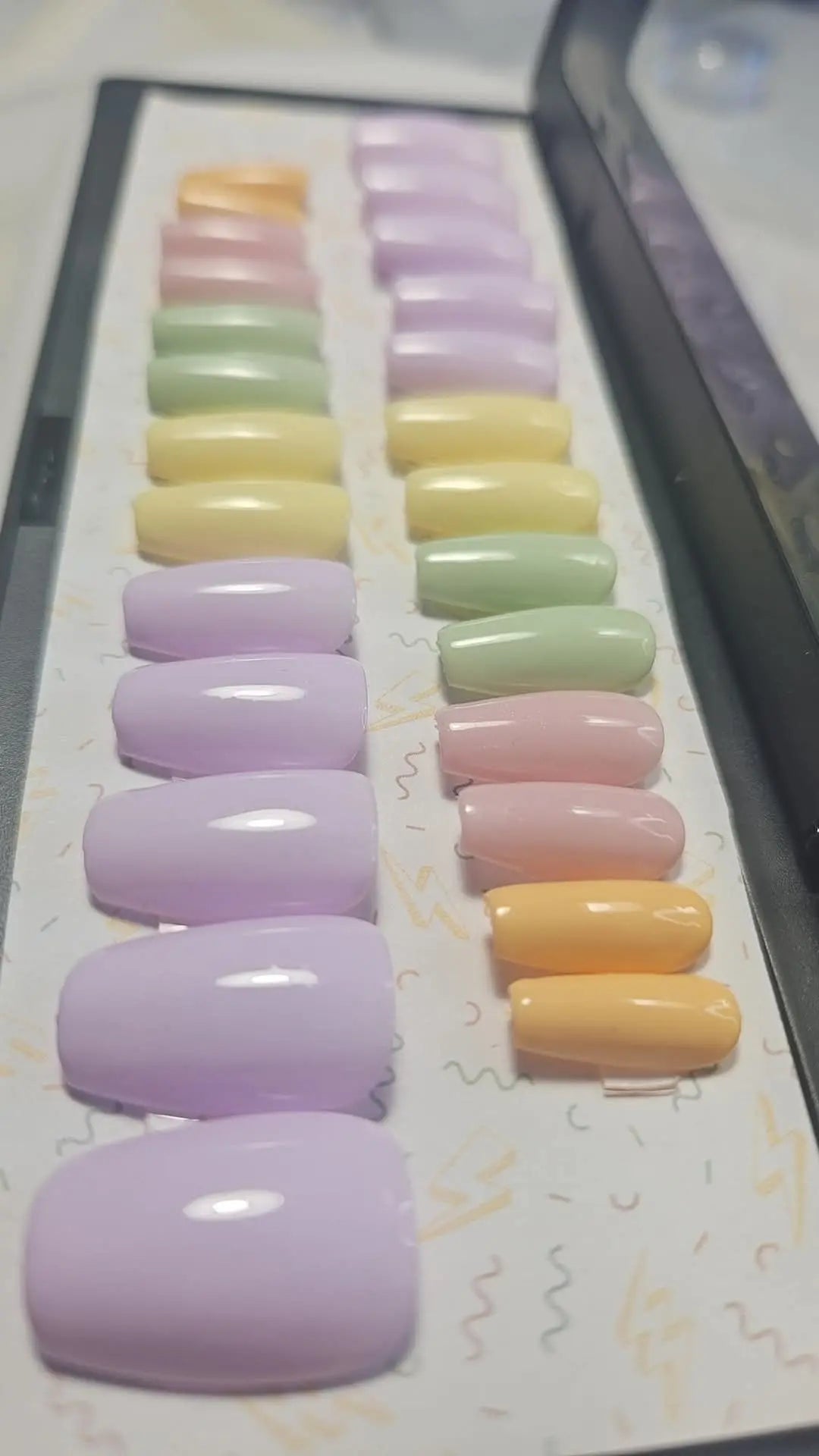 Press- on Nails Degradé de Printemps Pressonnailsdesign