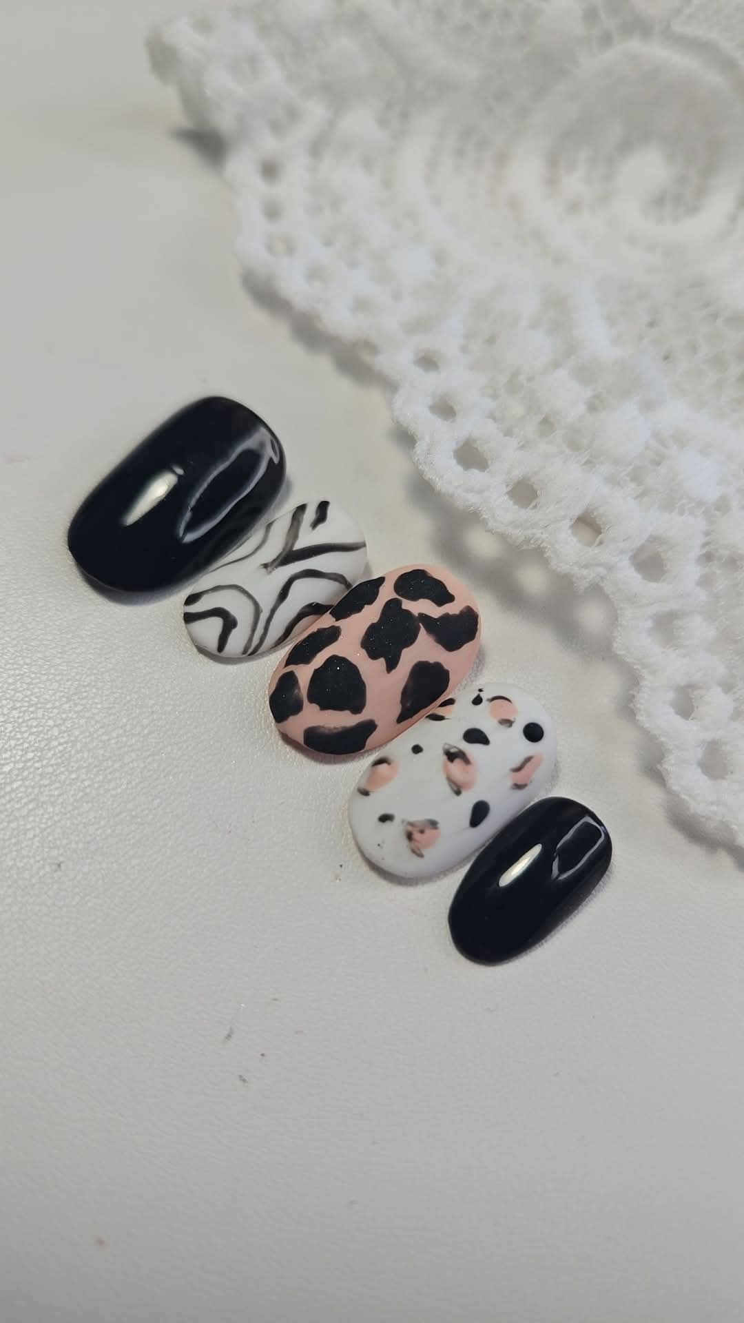 Press - on Nails Noir sauvage Pressonnailsdesign