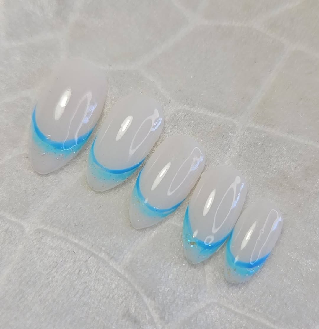 Press - on Nails Turquoise Givrée Pressonnailsdesign