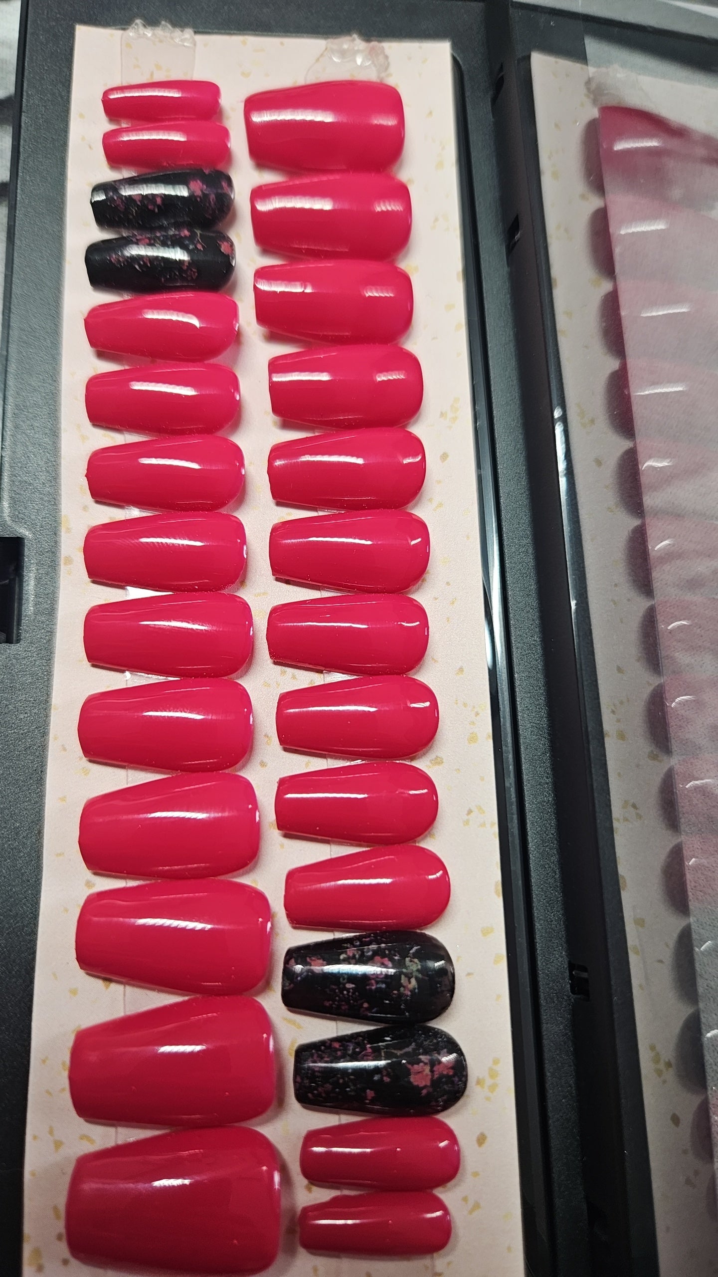 Press-on nails pink & flowers Pressonnailsdesign