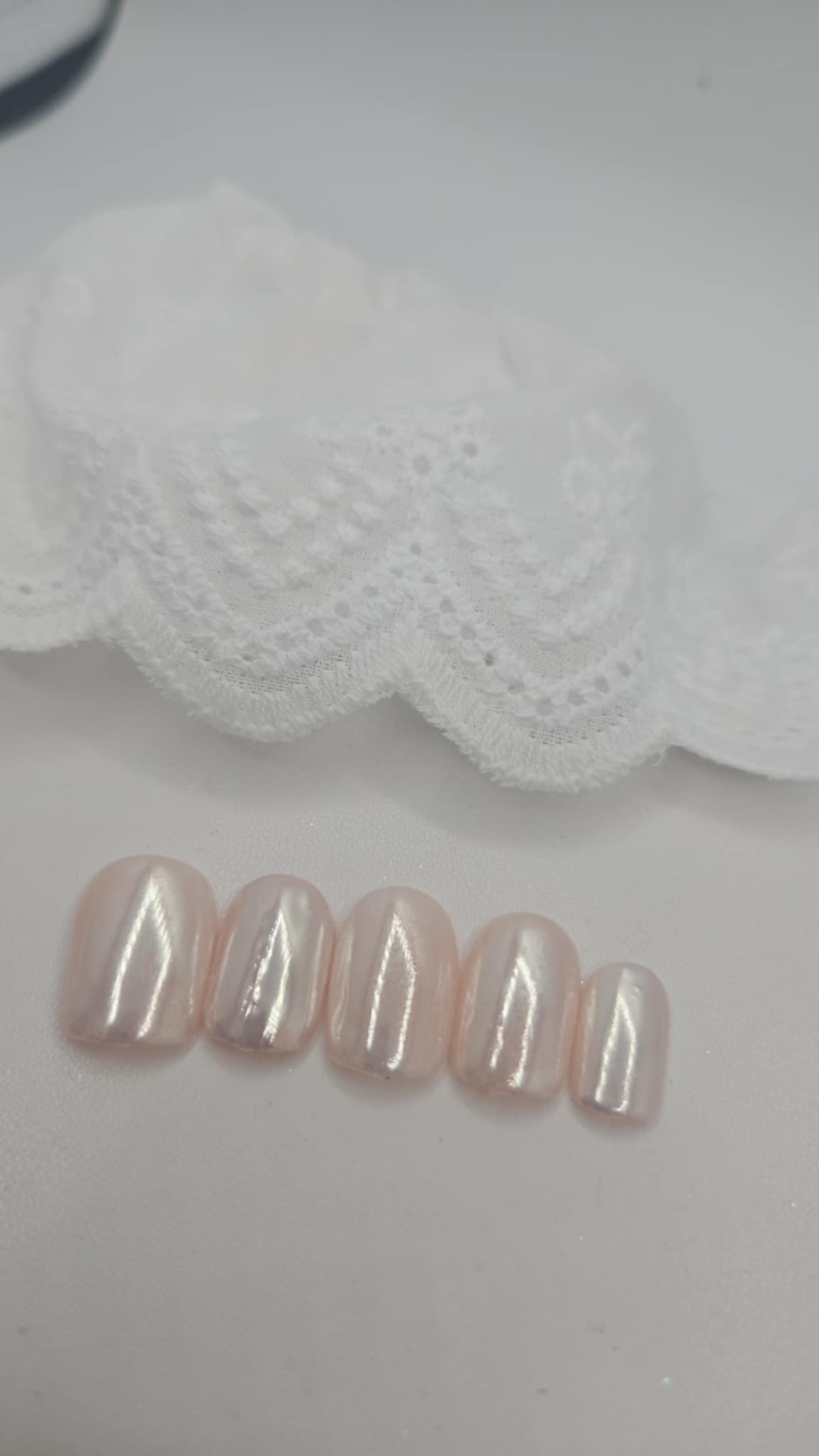 Press- On Nails Eclat Nacré Pressonnailsdesign