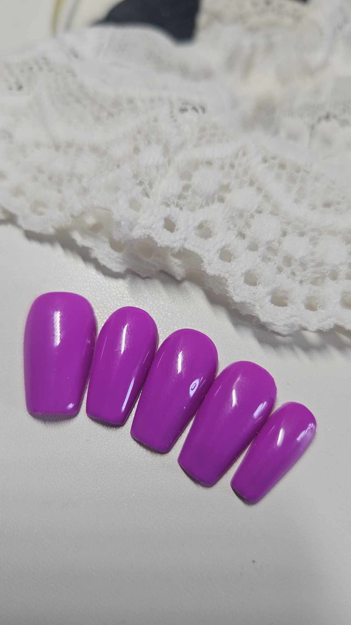 Press - on Nails Violet Folie Pressonnailsdesign