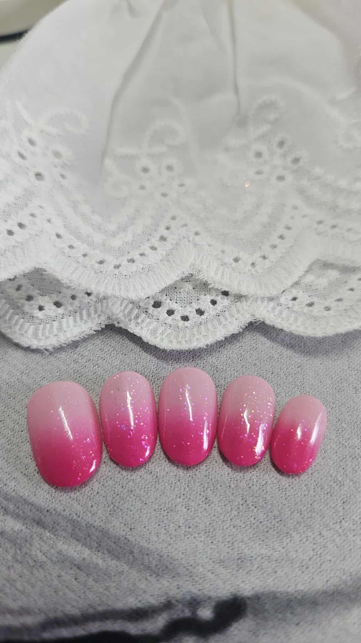 Press-on Nails Ombres de Rose Pressonnailsdesign