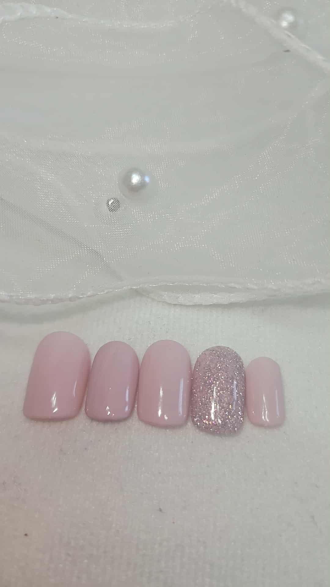 Press-On Nails Rose Holographique Pressonnailsdesign