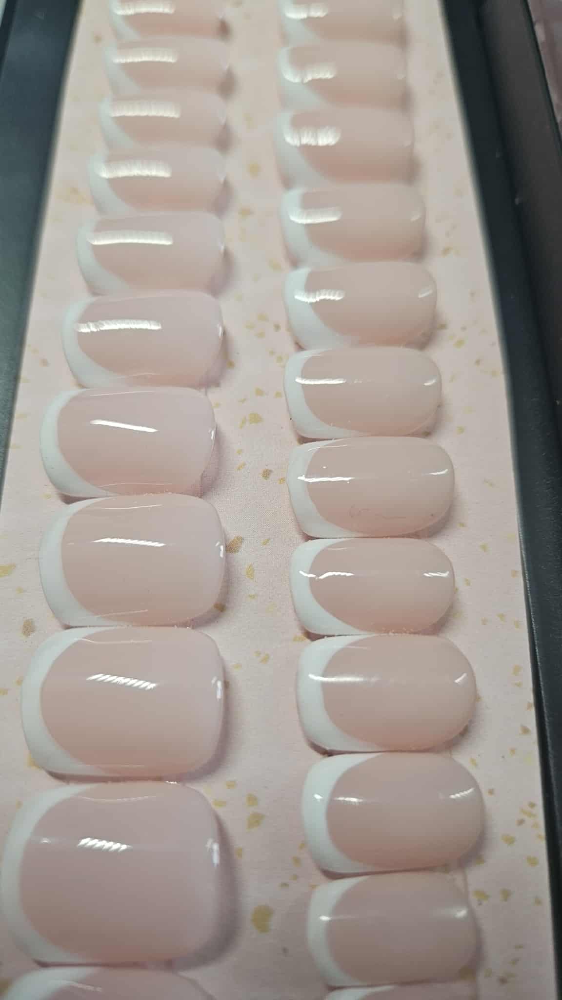 Press-On Nails French Manucure Golas Pressonnailsdesign