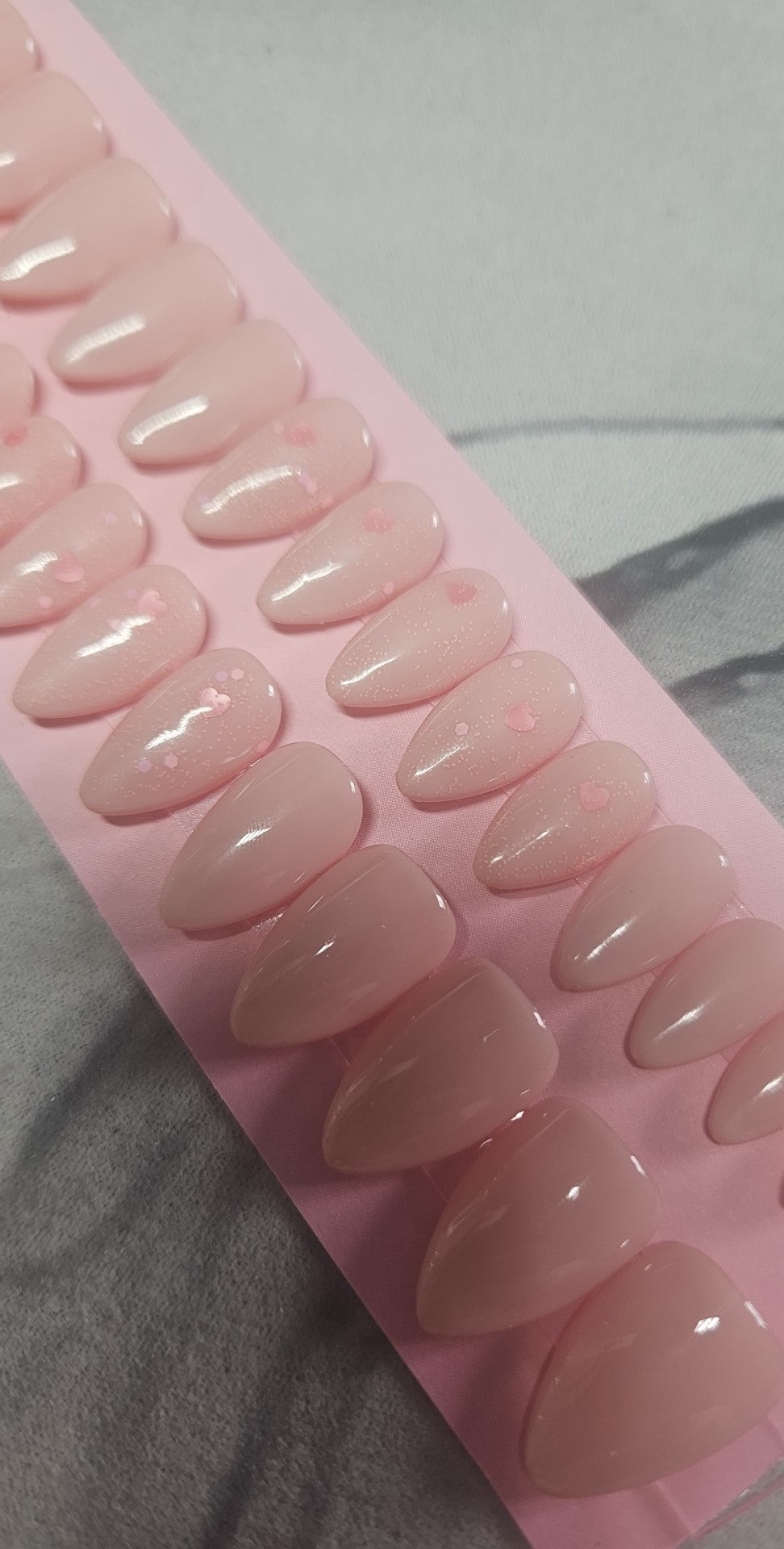 Press-On Nails Cœur de Douceur Pressonnailsdesign