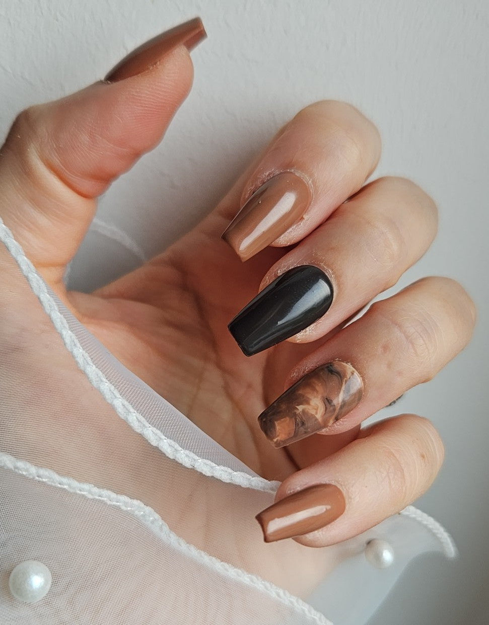Press-On Nails Élégance Chocolat Pressonnailsdesign