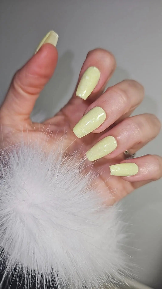 Press-on nails Sunny Pressonnailsdesign