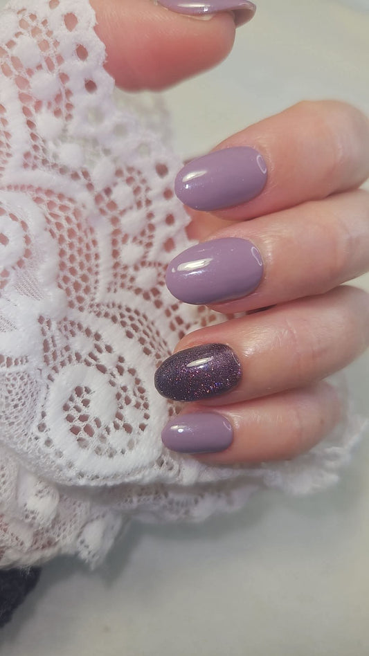 Press - on Nails Prune Sauvage & Cat Eyes Pressonnailsdesign