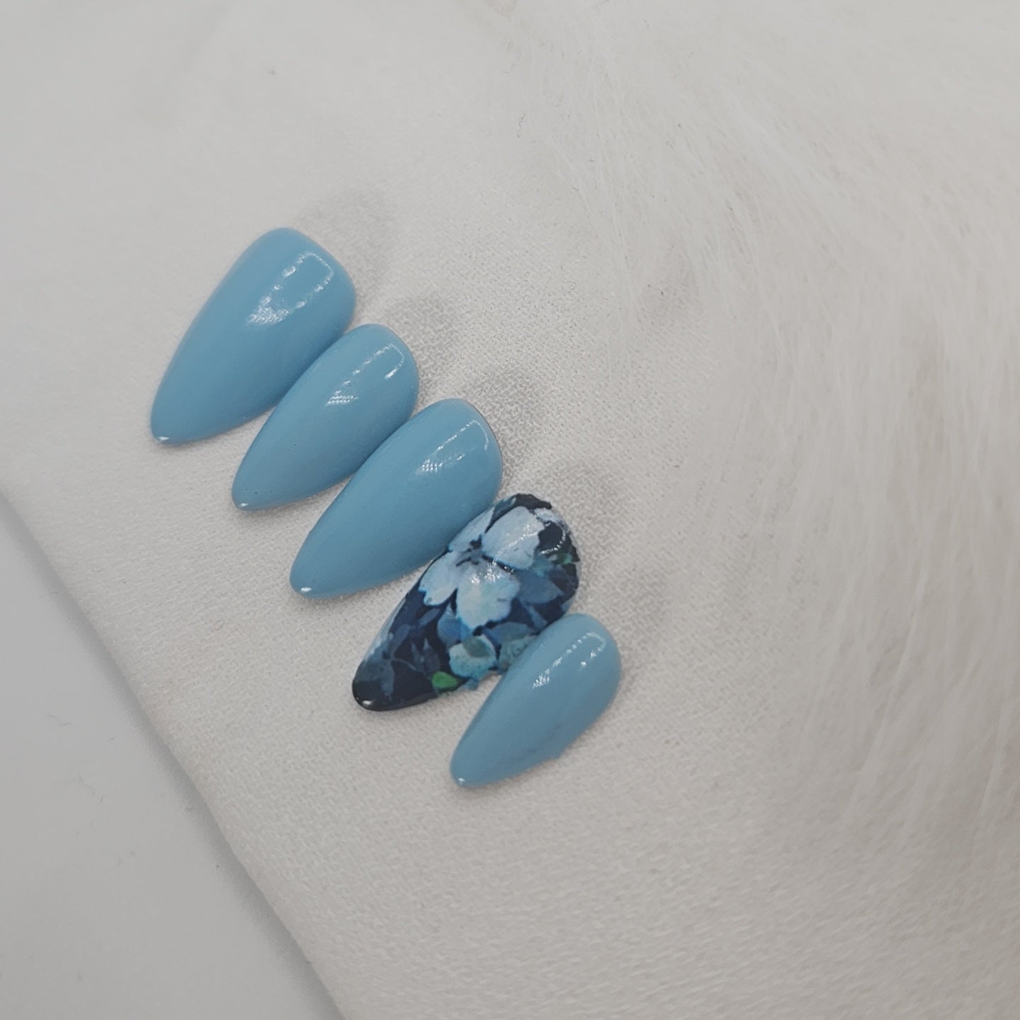 Press - on Nails Jardin Bleu Pressonnailsdesign