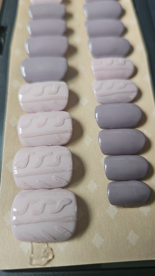 Press - on Nails Violette Tricotée Pressonnailsdesign
