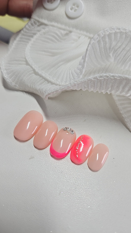Press-on nails French Marbré Pressonnailsdesign