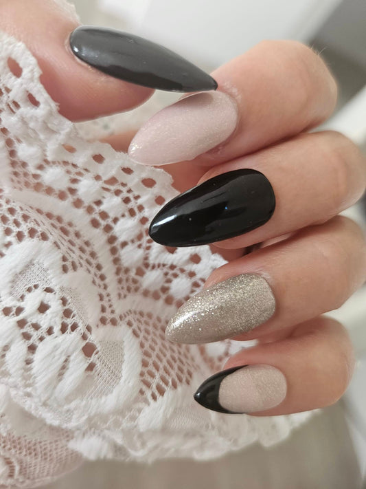 Press -  on Nails Nuit Dorée Pressonnailsdesign