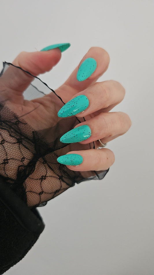 Press - on nails Canvas Pressonnailsdesign