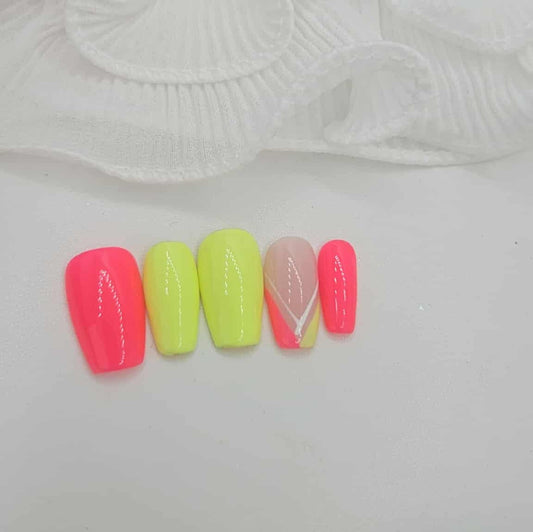 Press-On Nails Fluomania Pressonnailsdesign