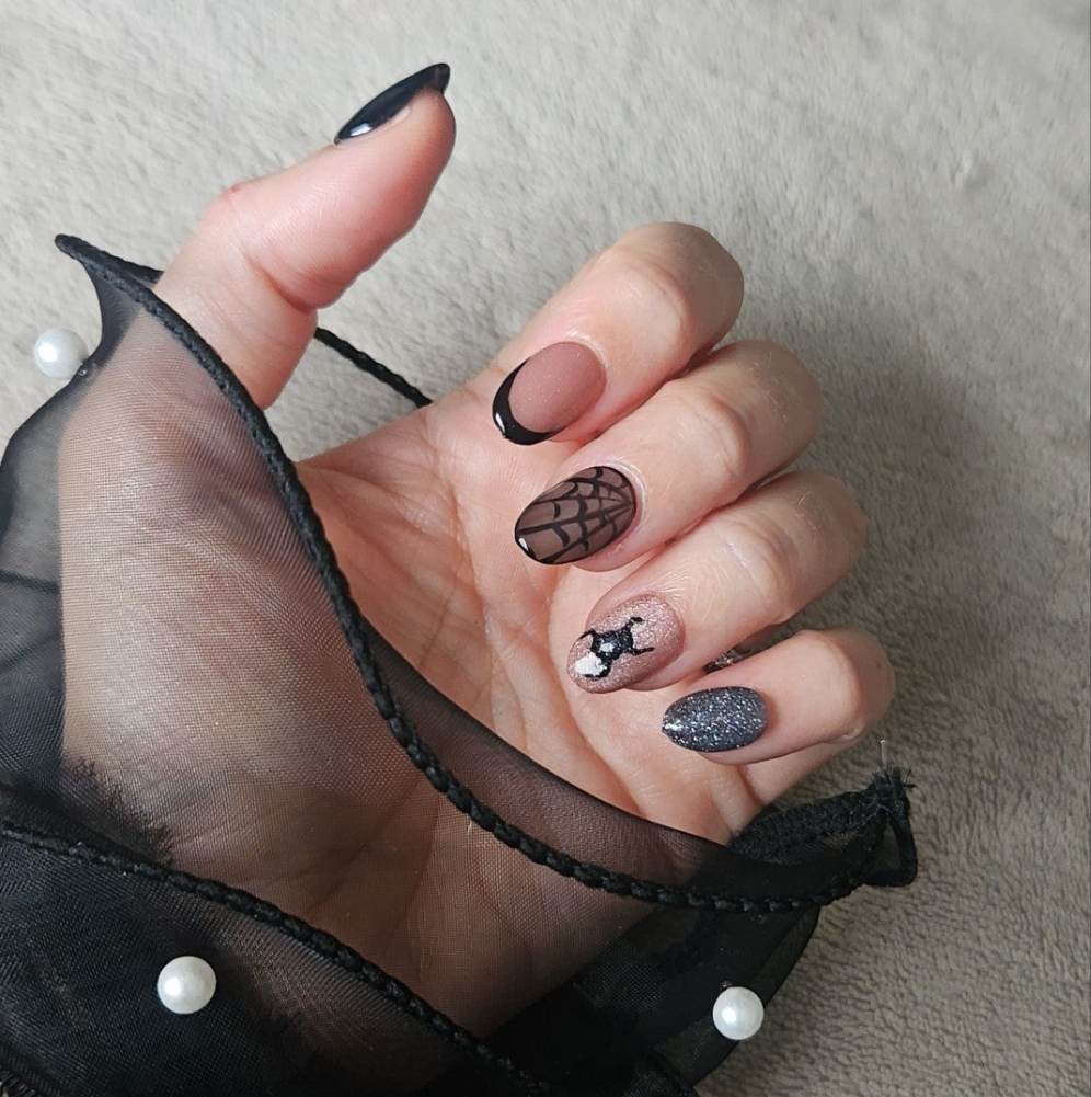 Press-On Nails Toile D'élégance Pressonnailsdesign