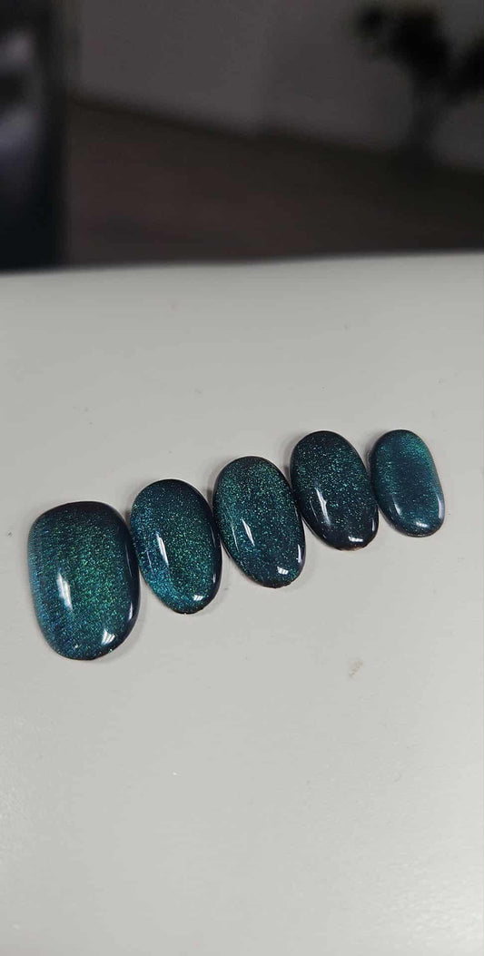 Press-On Nails  Cat Eyes Sapin et Lumière Bleutée Pressonnailsdesign