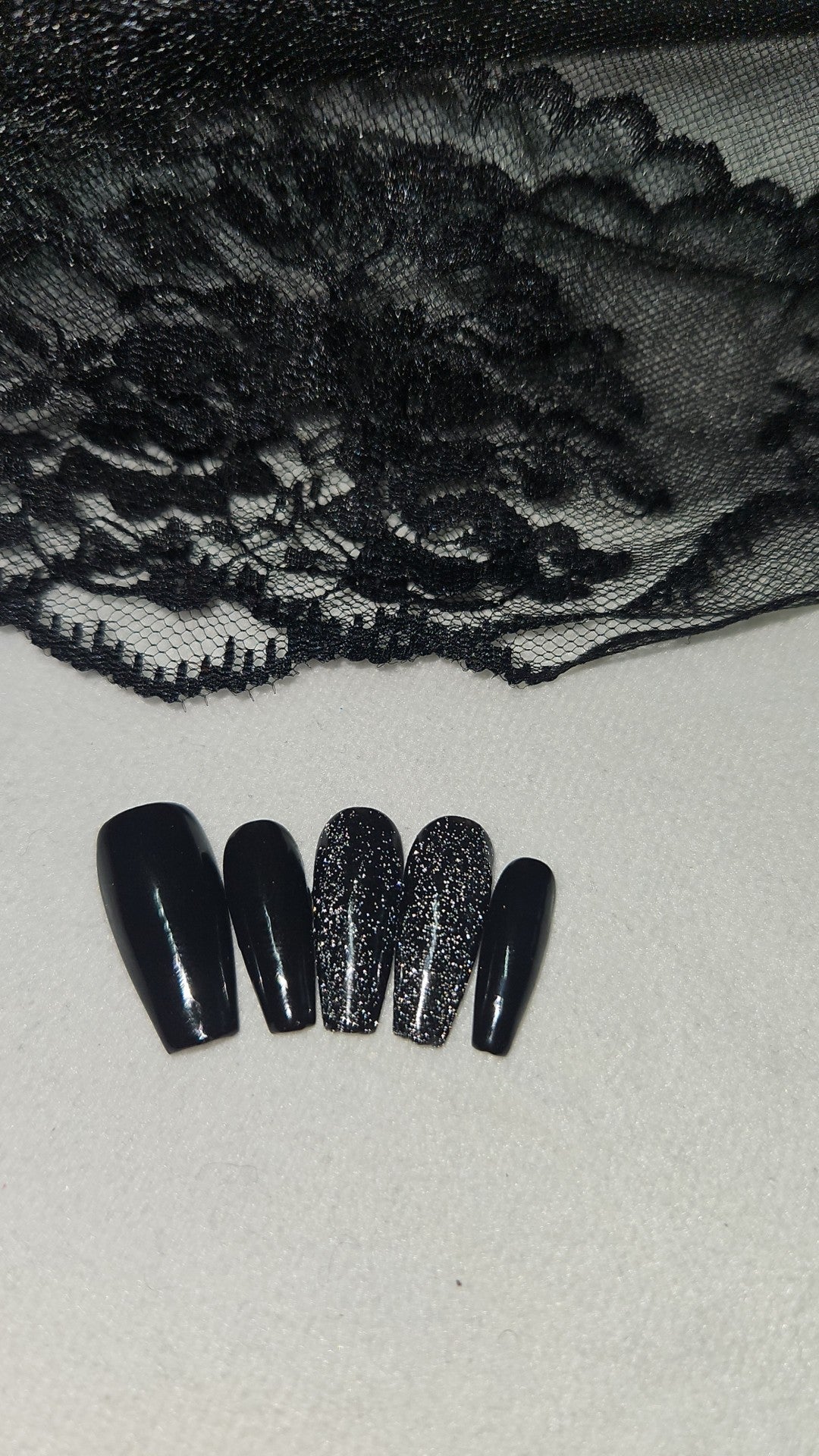 Press-On Nails Noir Galaxie Pressonnailsdesign