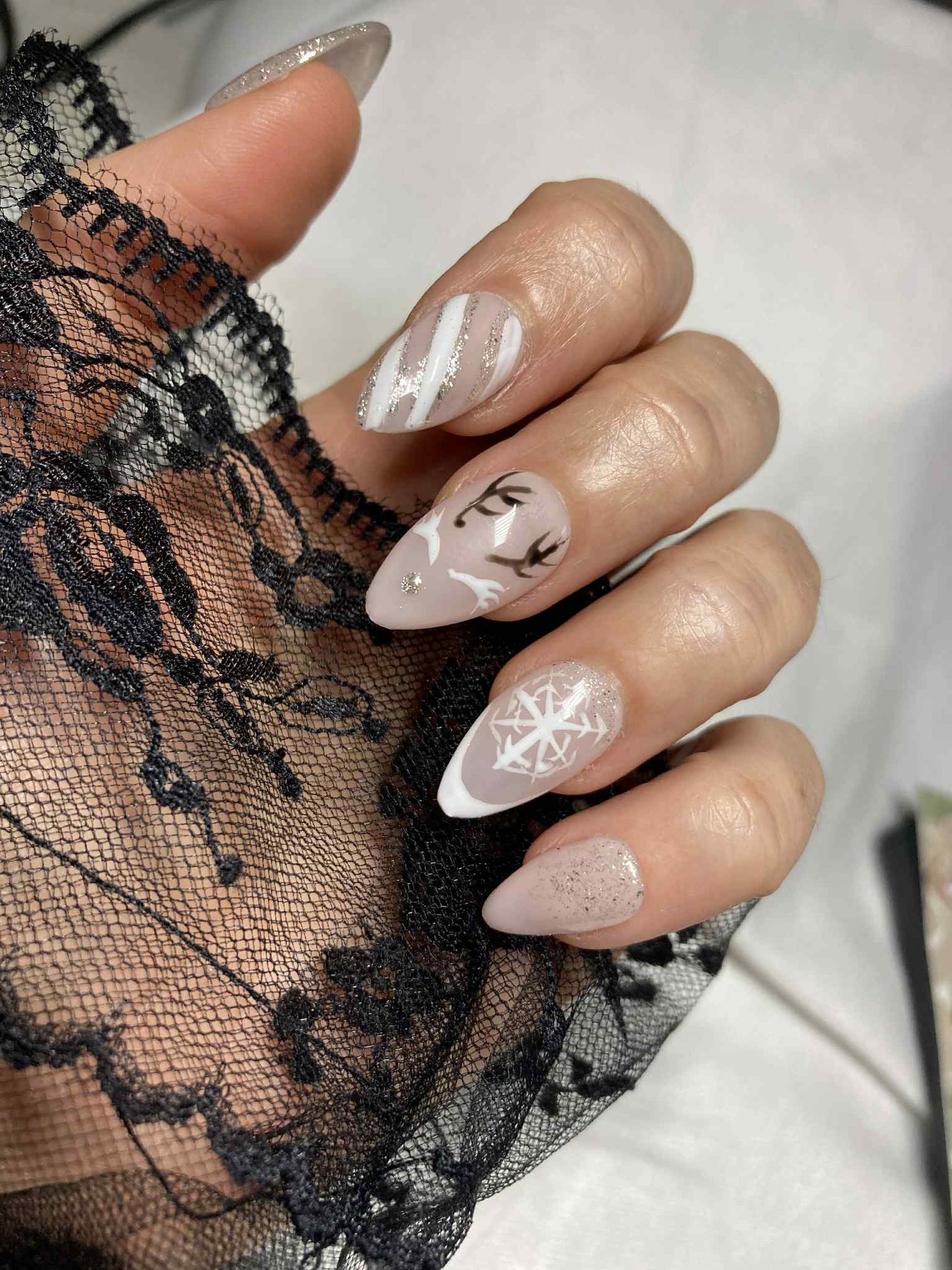 Press-On Nails Rêve d hiver Doré Pressonnailsdesign