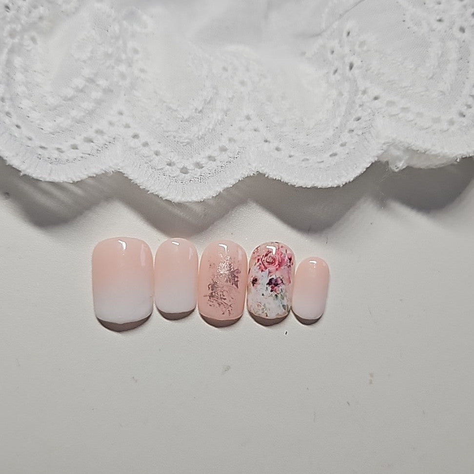 Press-On Nails Rose Antique Pressonnailsdesign