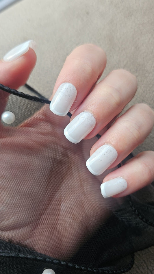 Press-On Nails Lait de Lune & Pluie d’Éclats Pressonnailsdesign