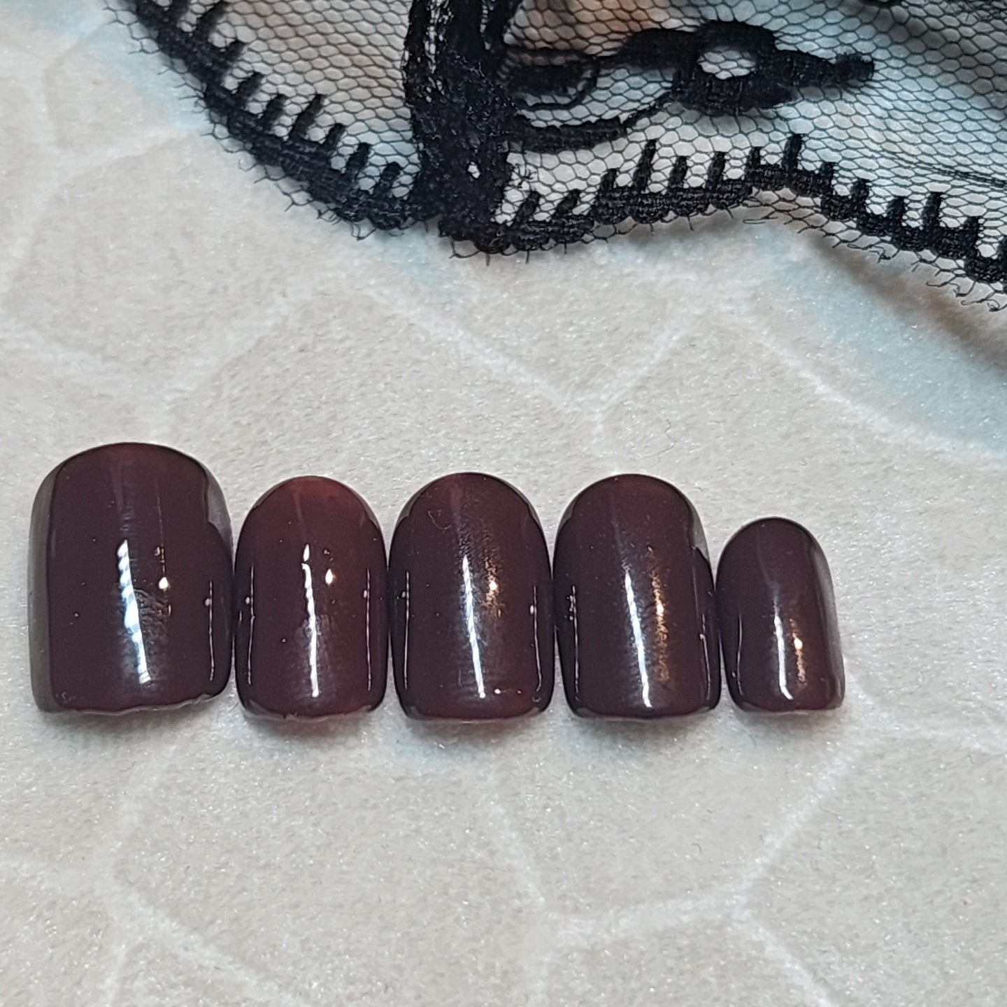 Press-On Nails Chestnut