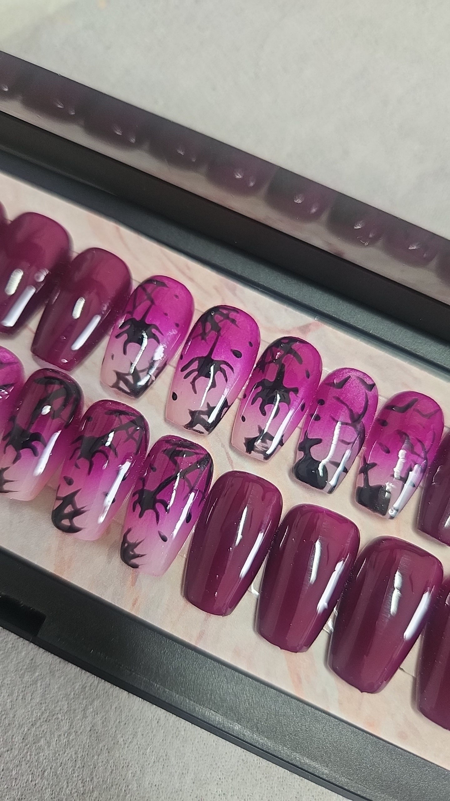 Press-on Nails Sortilège Dégradé Pressonnailsdesign