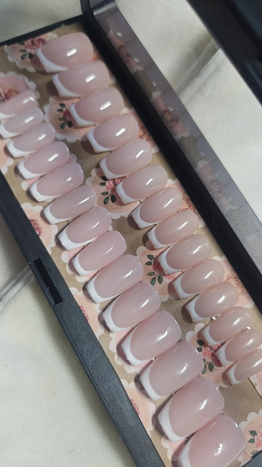 Press-on Nails French Golas Pressonnailsdesign