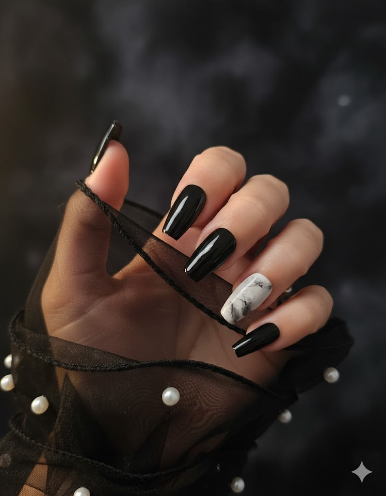 Press-on nails Elegance Noire & Marbré Pressonnailsdesign
