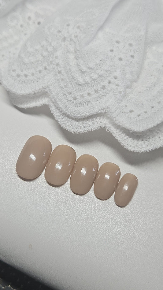 Press -  on Nails Classic Taupe Pressonnailsdesign