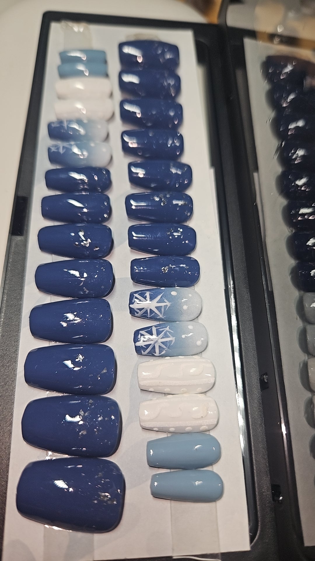 Press-On Nails Winter ice Pressonnailsdesign