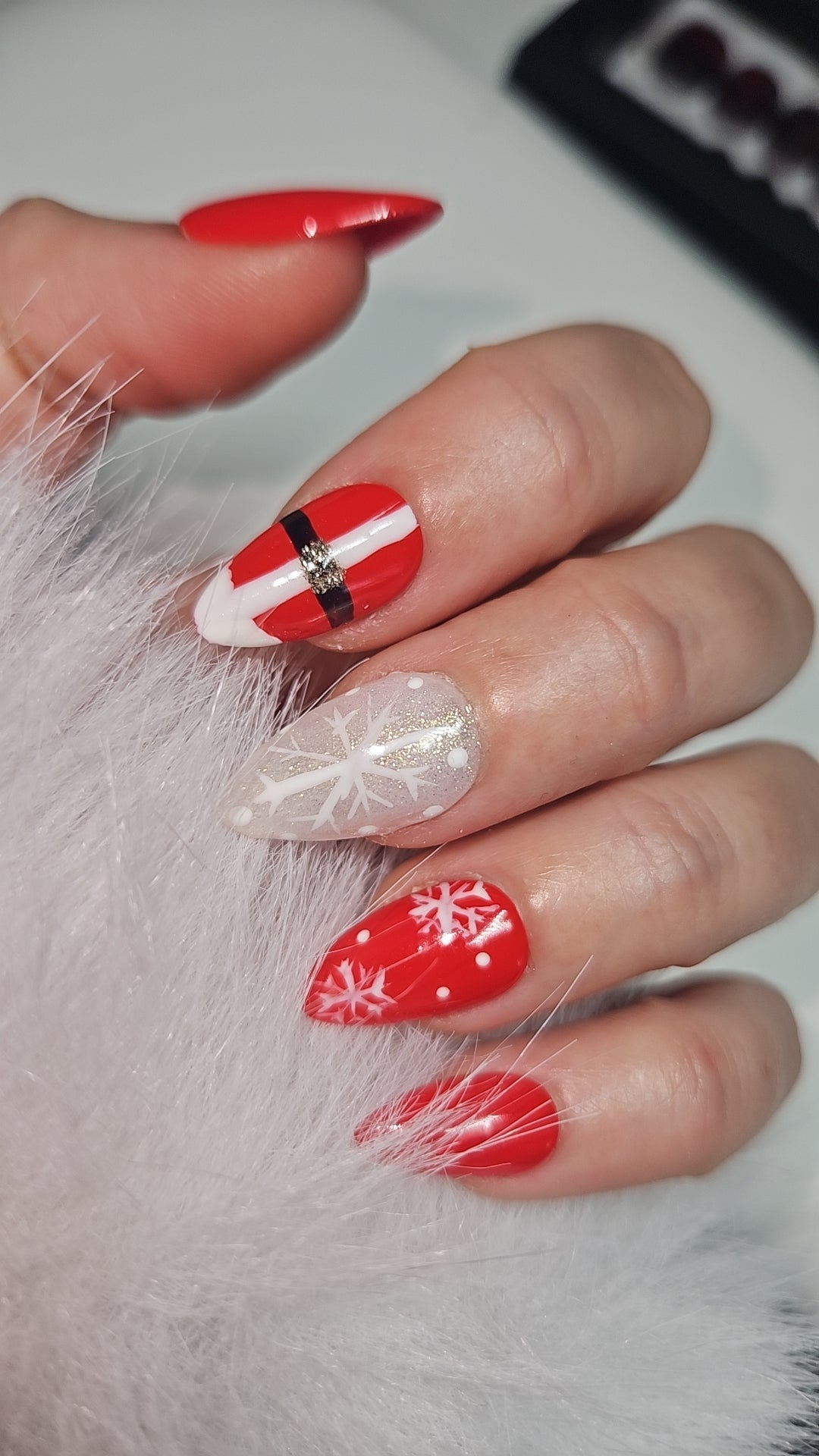 Press-On Nails FesTive  de Noël Pressonnailsdesign