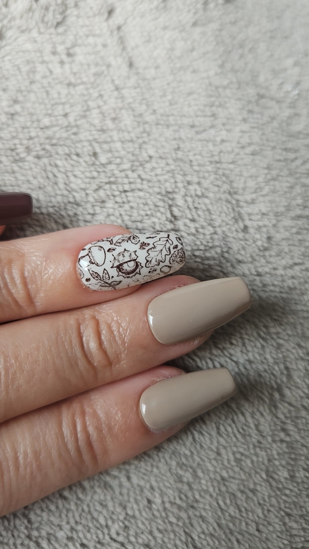 Press-On Nails Marron Doux & Magie des Sous-Bois Pressonnailsdesign