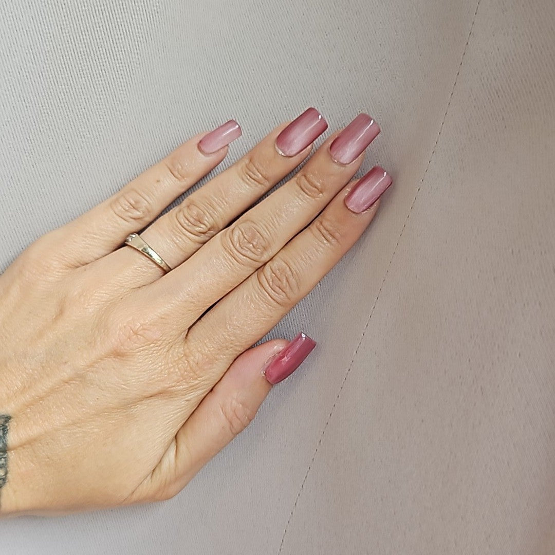 Press-on nails Delicate Pressonnailsdesign