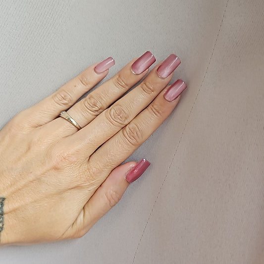 Press-on nails Delicate Pressonnailsdesign