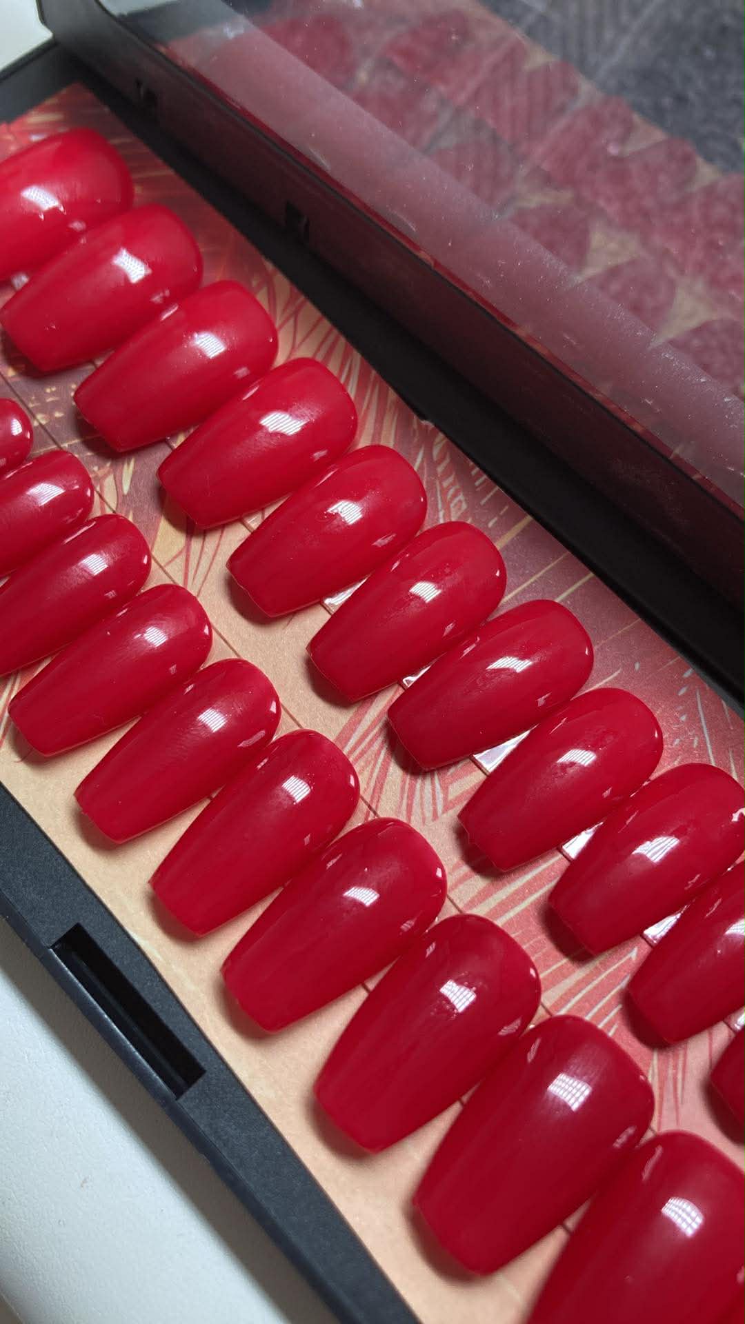 Press-On Nails Alf Red Pressonnailsdesign