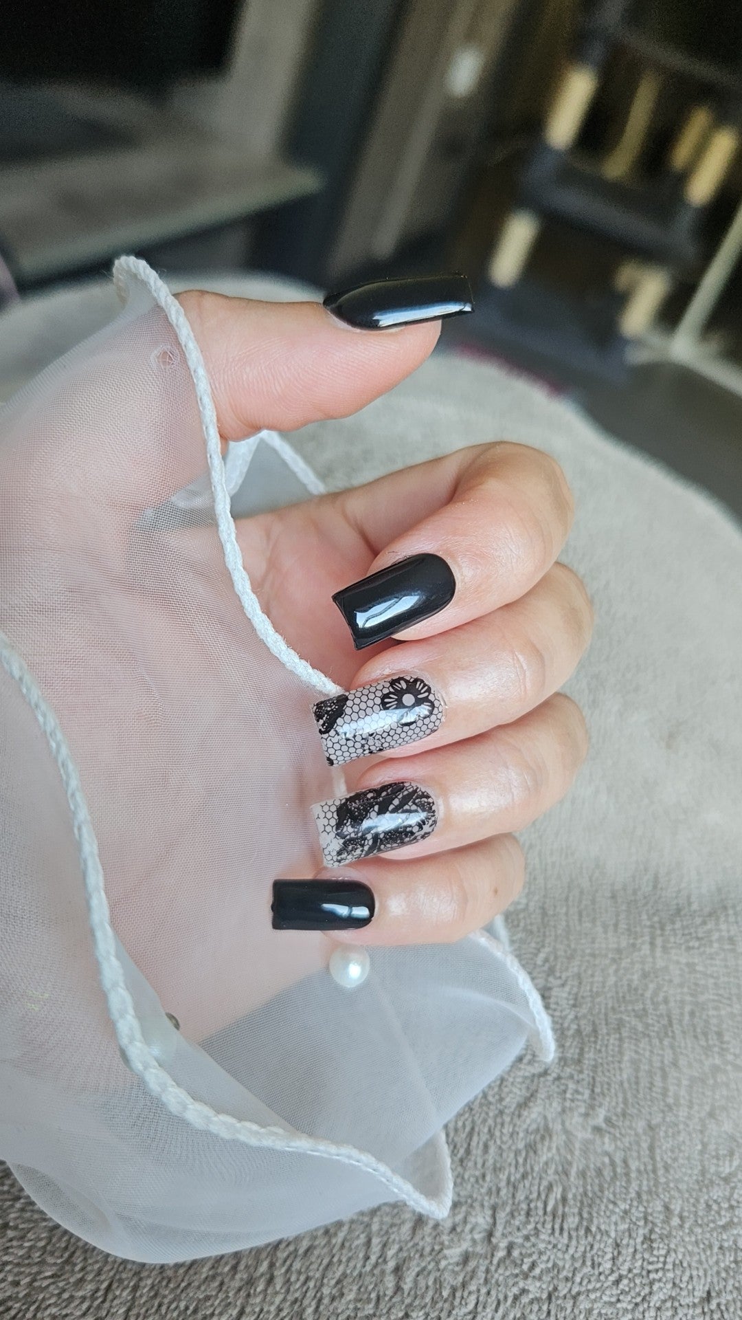 Press-On Nails Élégance Noir dentelle Pressonnailsdesign