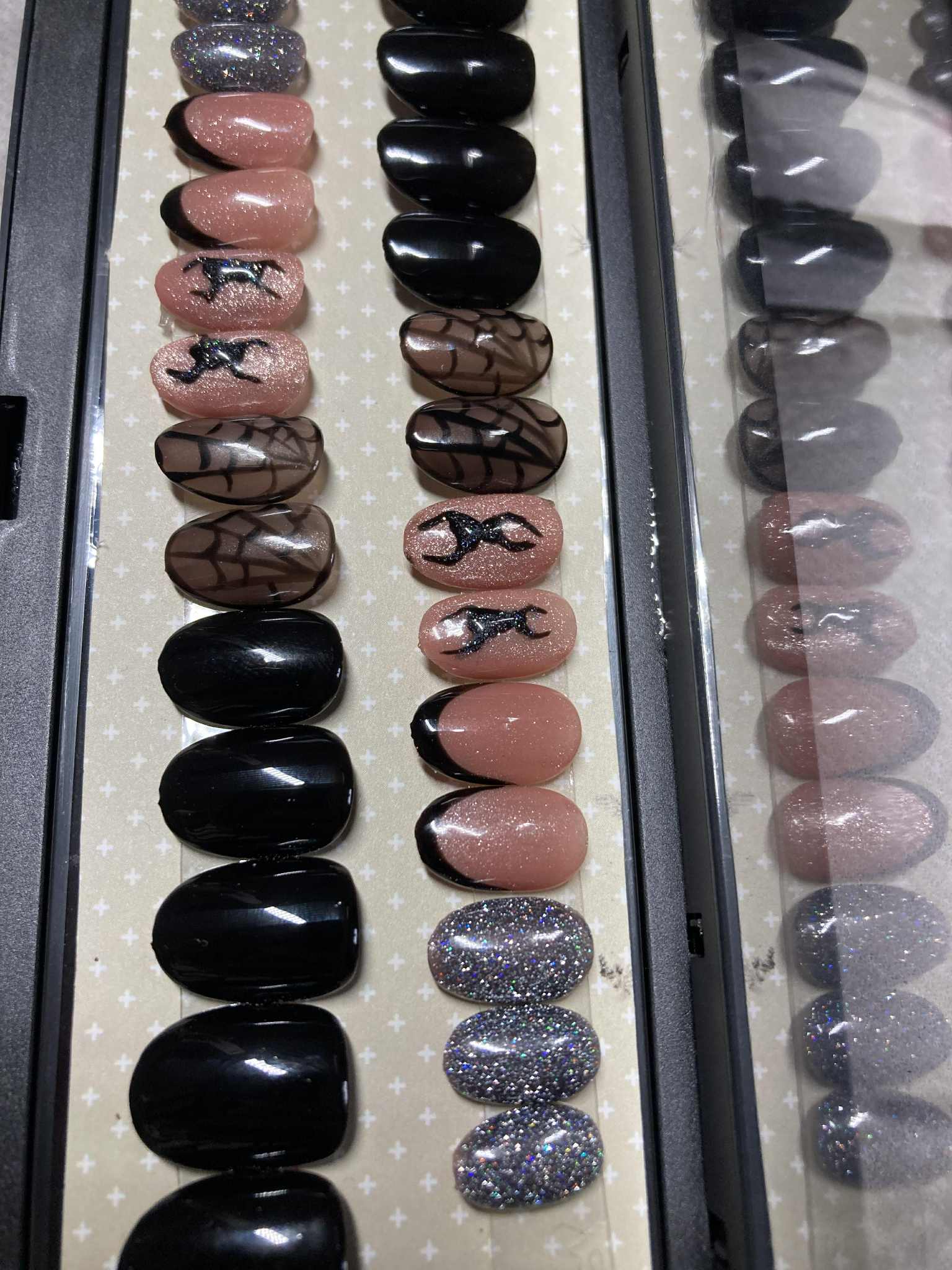 Press-On Nails Toile D'élégance Pressonnailsdesign