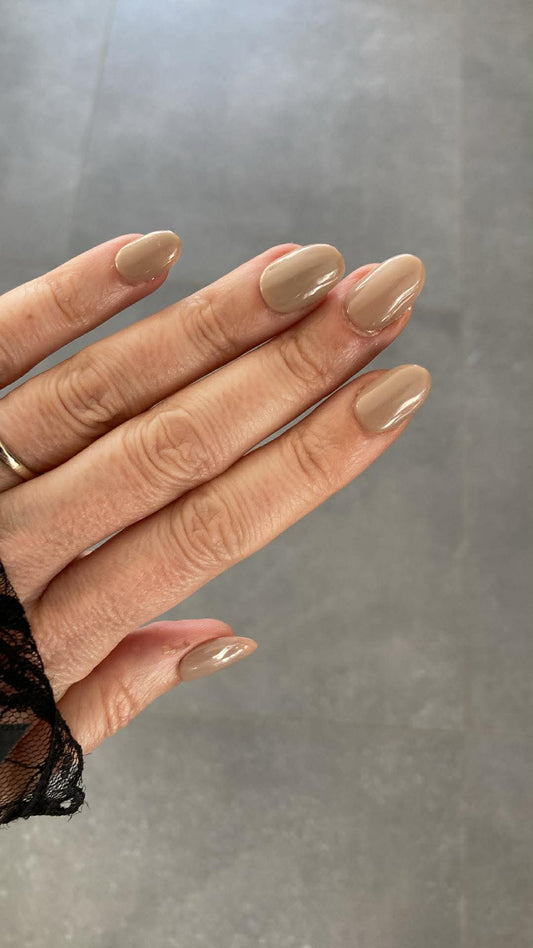 Press -  on Nails Classic Taupe Pressonnailsdesign