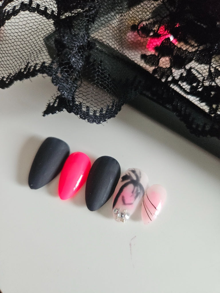 Press-on nails Pink & Palm Pressonnailsdesign