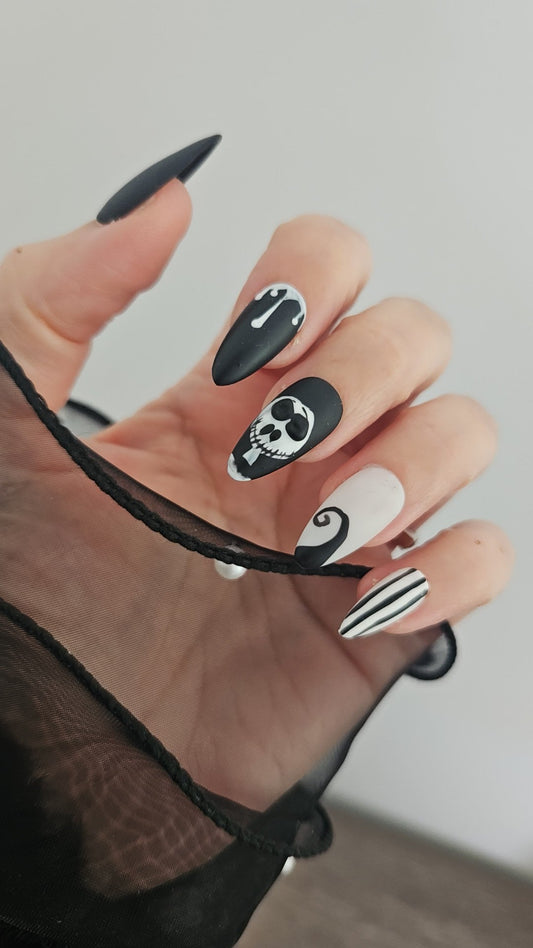 Press-On Nails Nuit Macabre Pressonnailsdesign