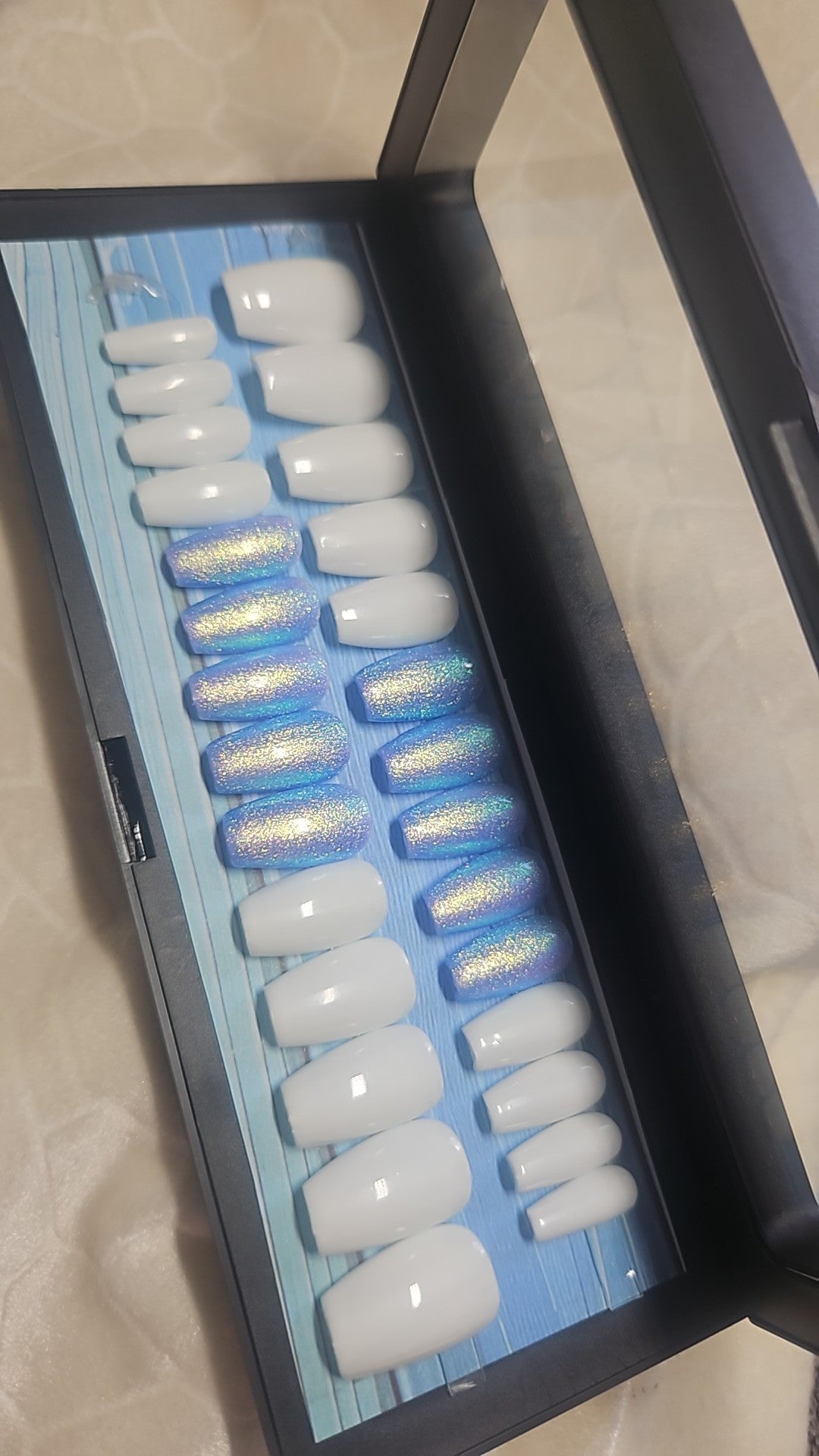 Press-On Nails Douceur Irisée Pressonnailsdesign