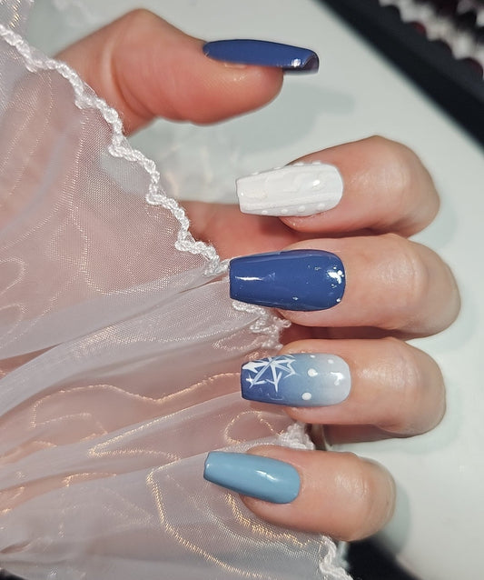 Press-On Nails Winter ice Pressonnailsdesign