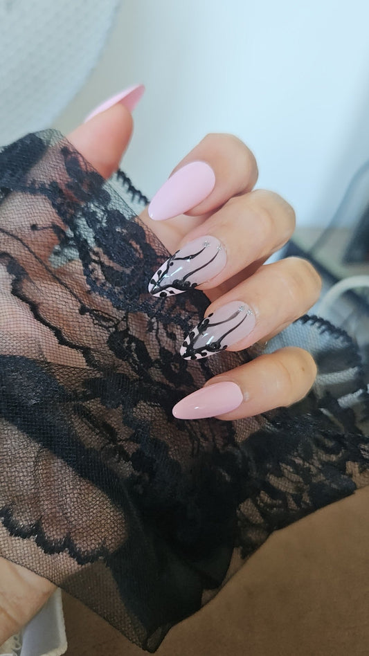 Press-On Nails Boudoir & Baroque Pressonnailsdesign
