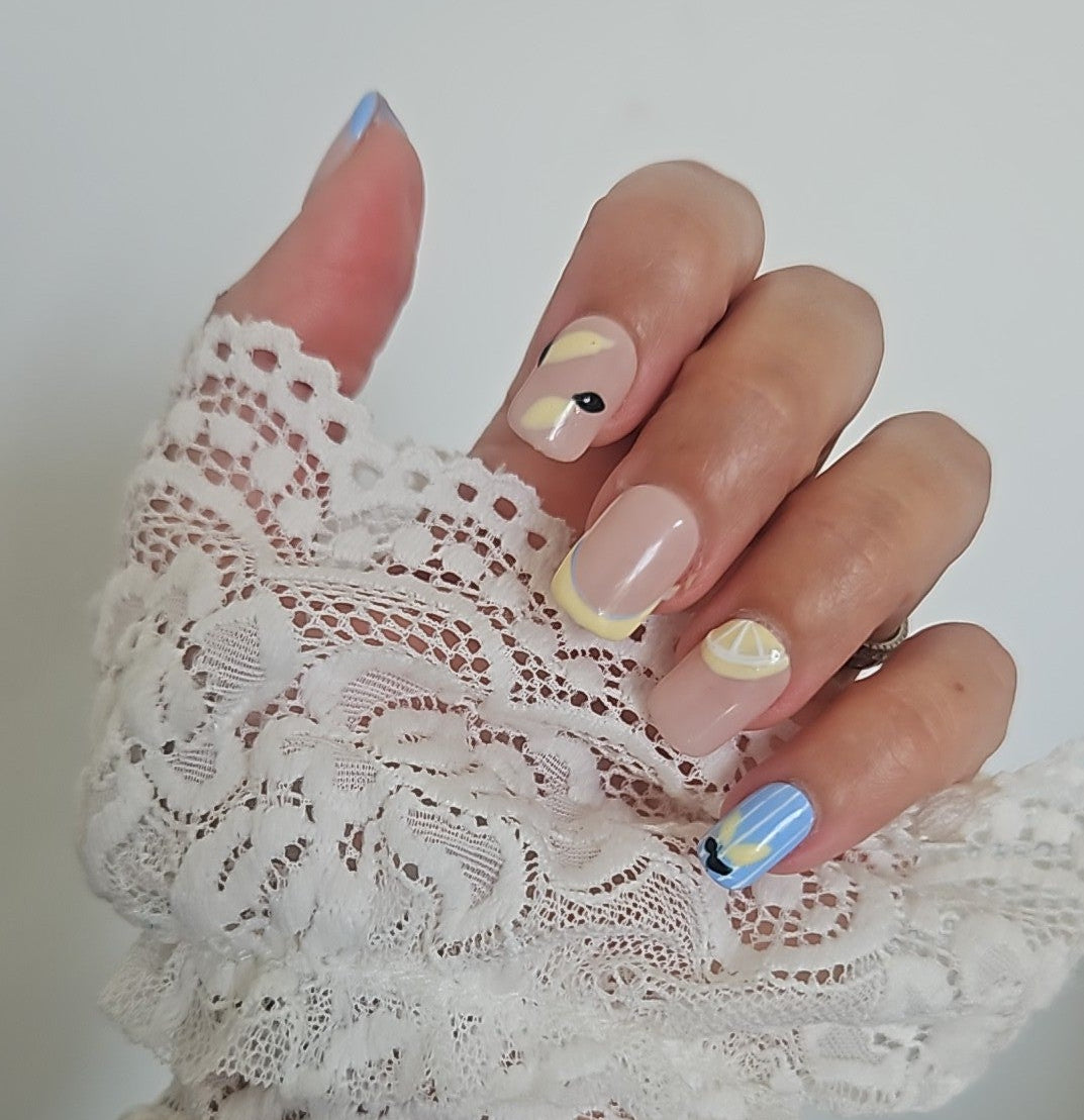 Press-On Nails Acidulé & Chic Pressonnailsdesign