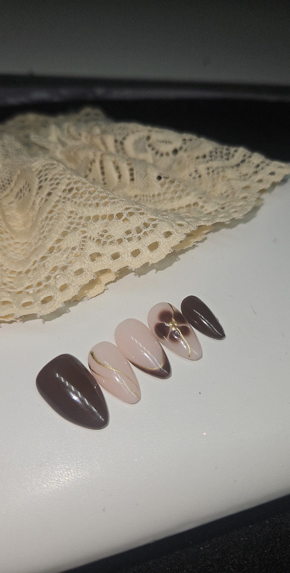 Press-On Nails Manucure Chic et Automnale Pressonnailsdesign