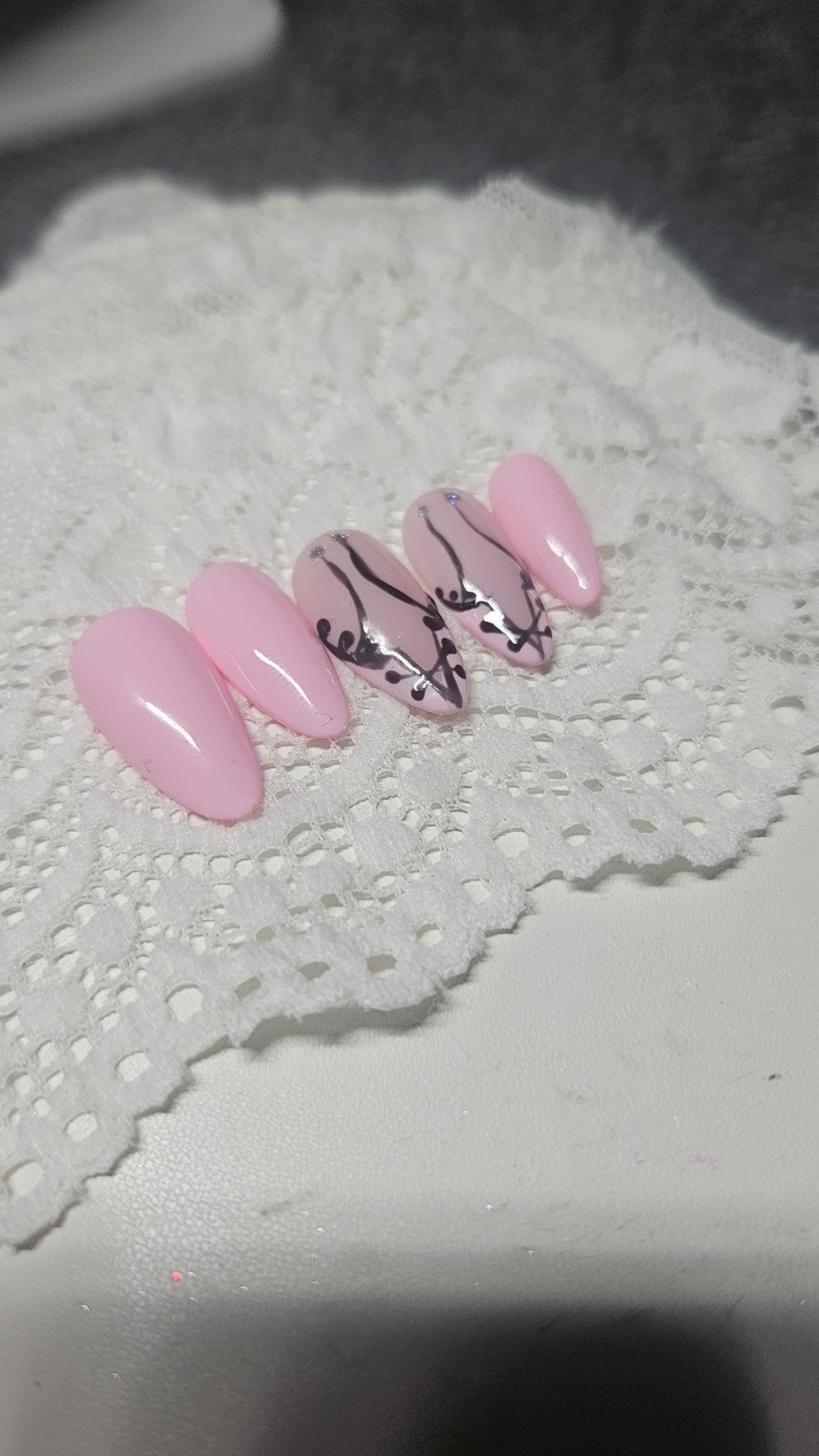 Press-On Nails Boudoir & Baroque Pressonnailsdesign