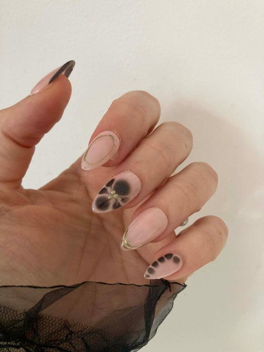 Press-On Nails Élégance  Dorée Pressonnailsdesign