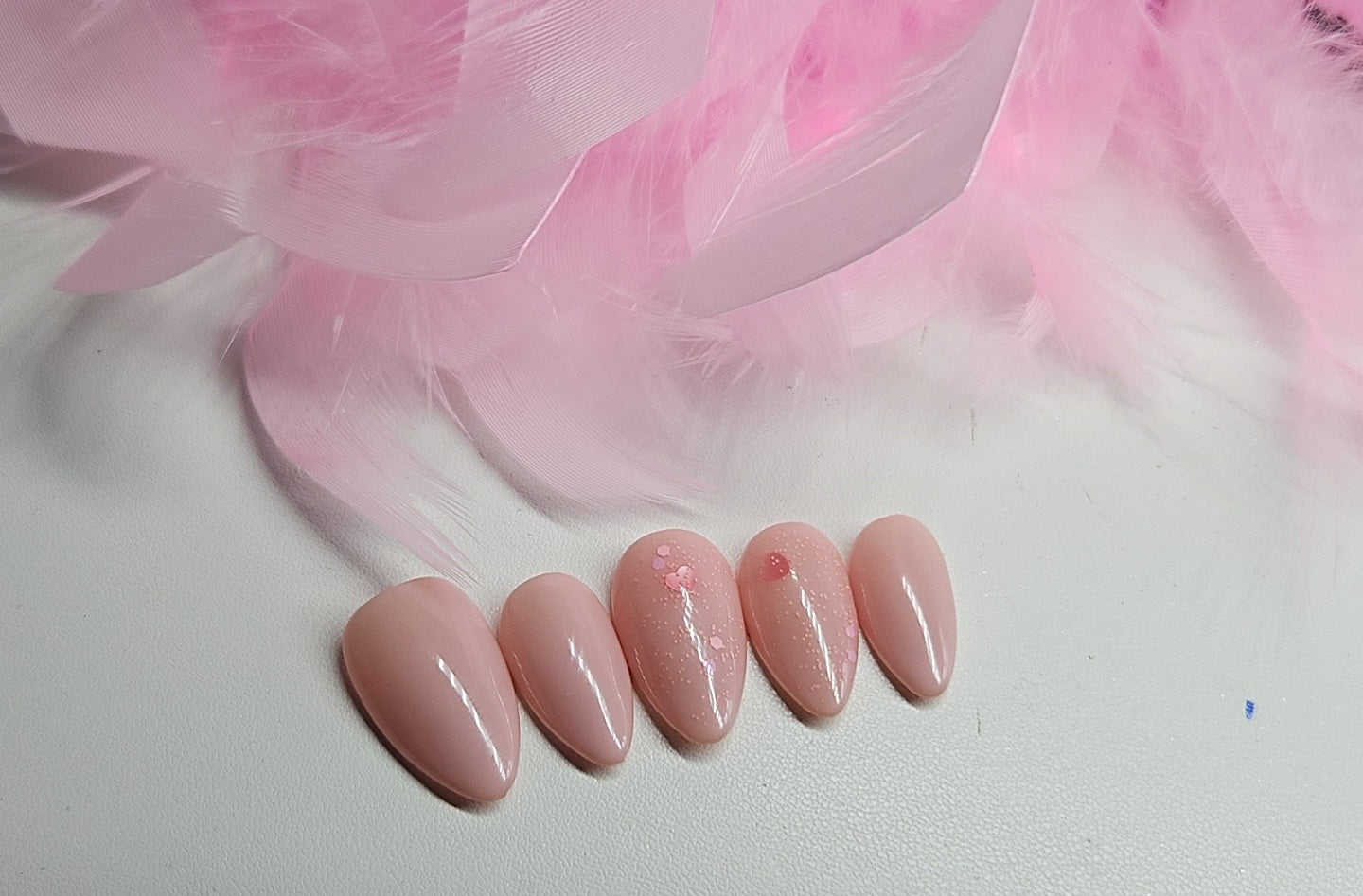 Press-On Nails Cœur de Douceur Pressonnailsdesign