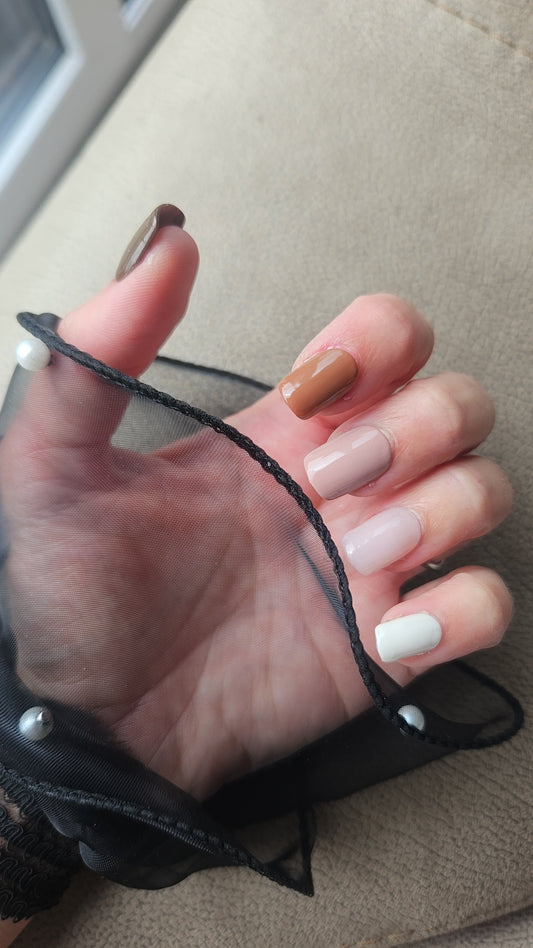 Press - on Nails  Nude Cacao Pressonnailsdesign